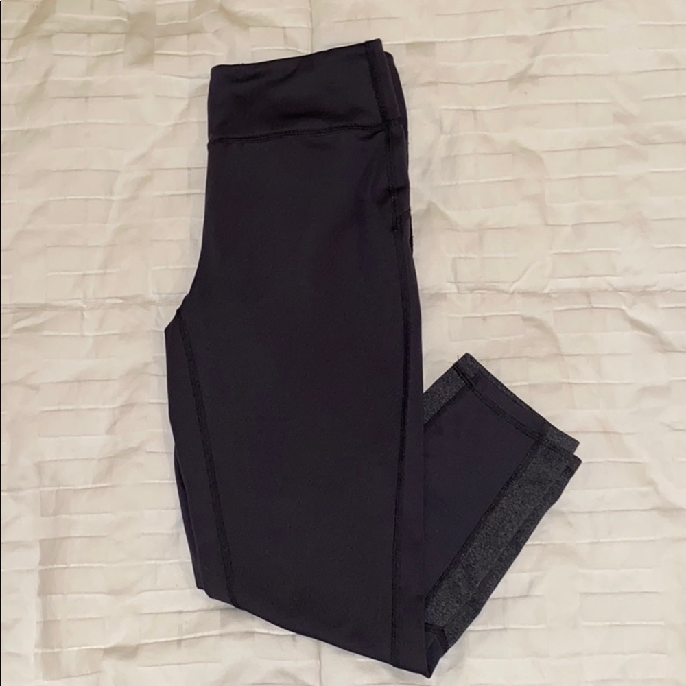 Abercrombie & Fitch Grey Cropped Leggings